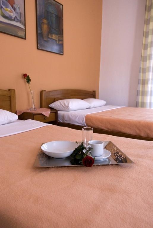 Harisis Apartments Olympiaki Akti Room photo
